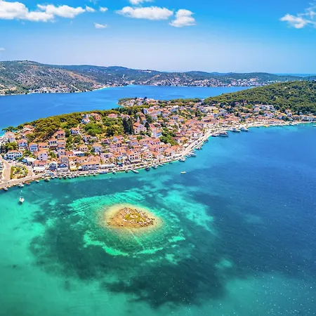 Apartment Zdravko 2 Fuer 3 Personen By Interhome