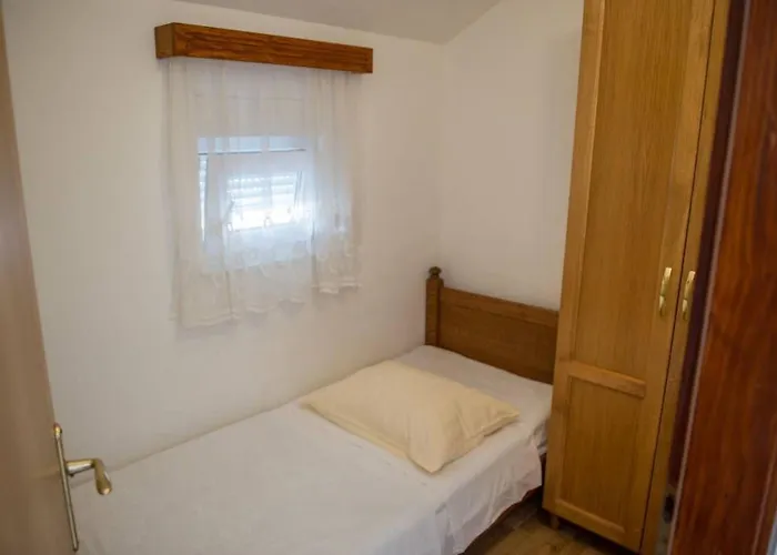 Zdravko 2 Fuer 3 Personen By Interhome * روغوزنيكا